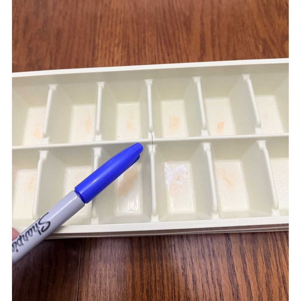 VINTAGE (SET OF 2) General Electric GE Ice Cube Trays Stacking Beige Plastic - Picture 4 of 4